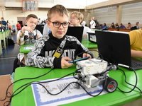 Региональная олимпиада по робототехнике прошла в АлтГТУ