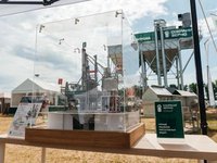 Студенты и преподаватели кафедры «МАПП» приняли участие в работе Международной агропромышленной выставки Студенты и преподаватели кафедры «МАПП» приняли участие в работе Международной агропромышленной выставки